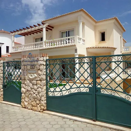 Guest house Golfinho
